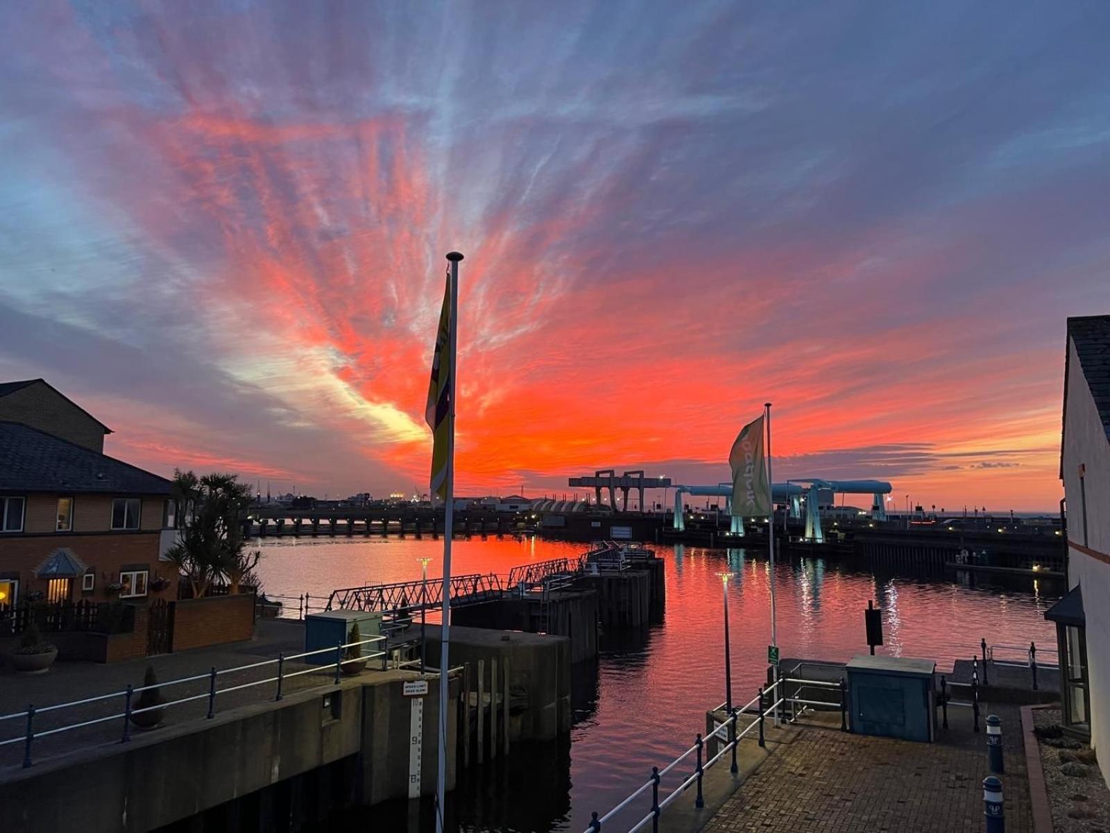 Rooms At Penarth Marina Cardiff Buitenkant foto